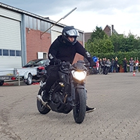 fahruebungsplatz-biker